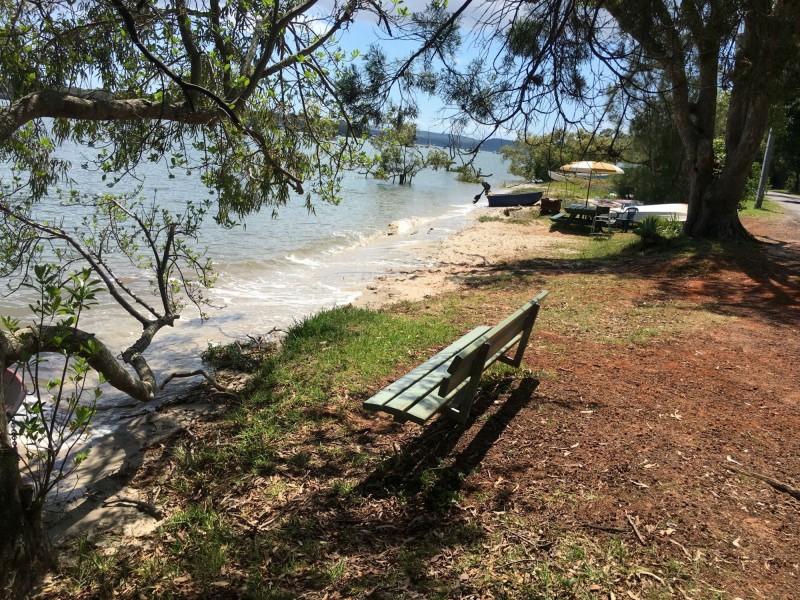 19 Noyes Parade, Karragarra Island QLD 4184