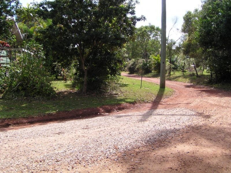 2 McBean Road, Karragarra Island QLD 4184