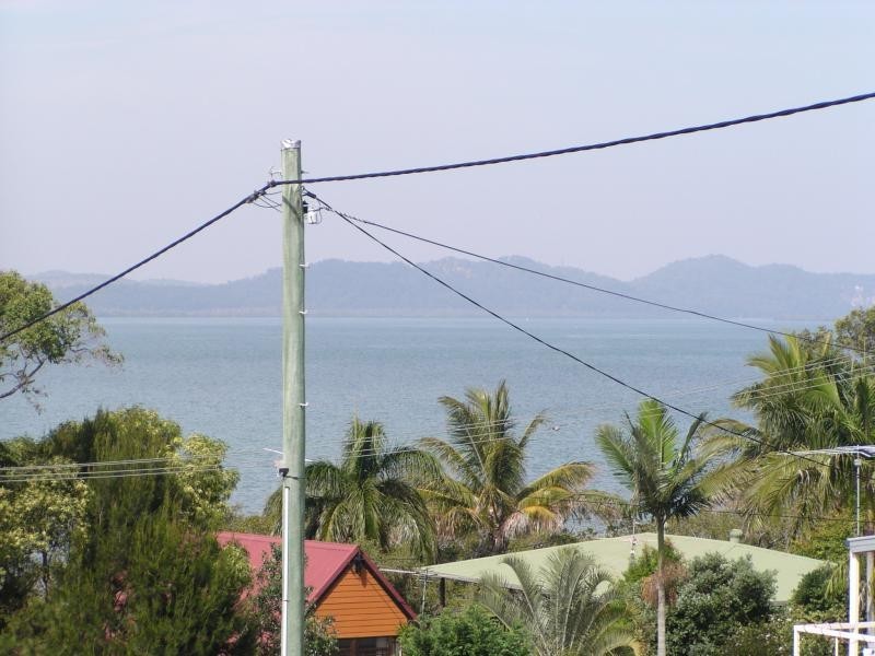 27 Kooberry Street, Macleay Island QLD 4184