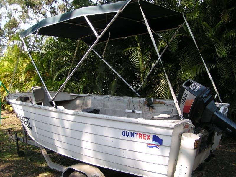 16 Peace Street, Lamb Island QLD 4184