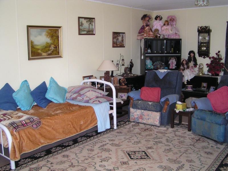 16 Peace Street, Lamb Island QLD 4184