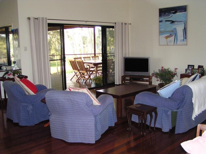92 The Esplanade, Karragarra Island QLD 4184