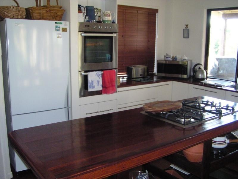 92 The Esplanade, Karragarra Island QLD 4184