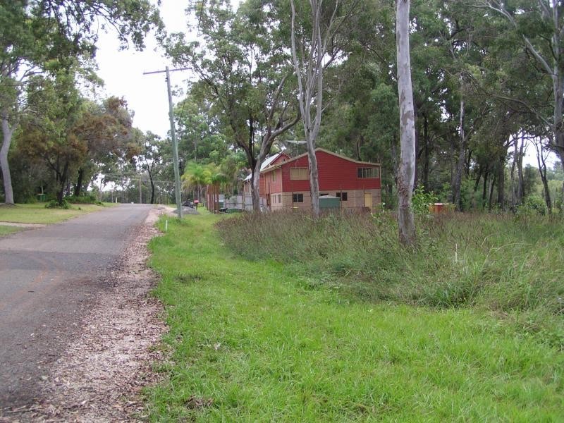 41 Blue Bay Crescent, Macleay Island QLD 4184