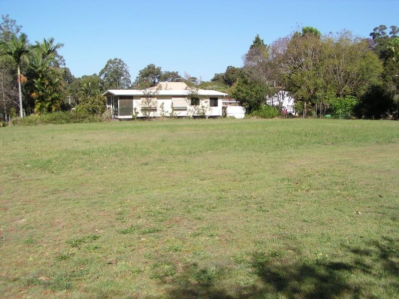 30 Noyes Parade, Karragarra Island QLD 4184