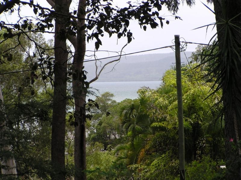 21 Alkira Street, Macleay Island QLD 4184