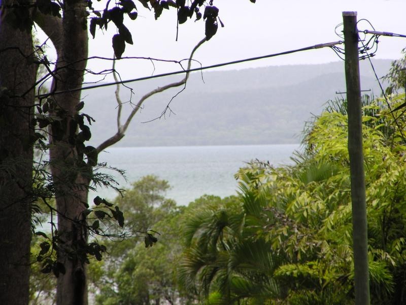 21 Alkira Street, Macleay Island QLD 4184