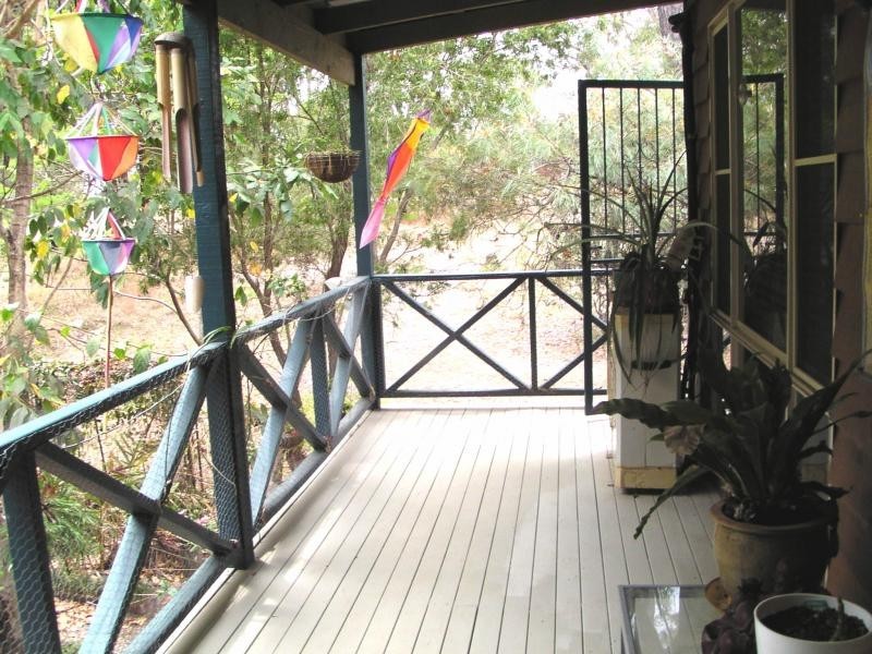 21 Alkira Street, Macleay Island QLD 4184