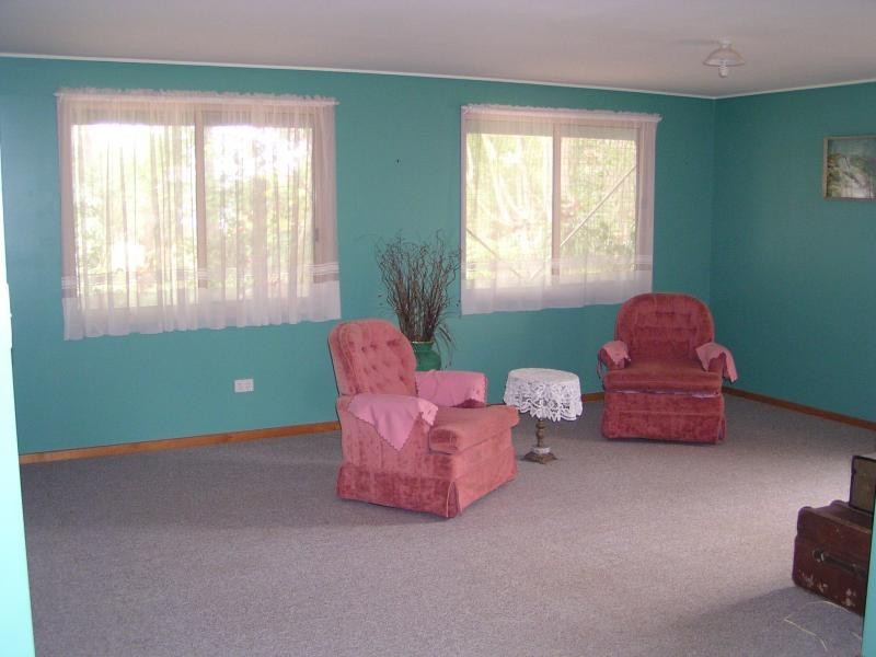 21 Alkira Street, Macleay Island QLD 4184