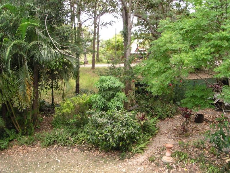 21 Alkira Street, Macleay Island QLD 4184