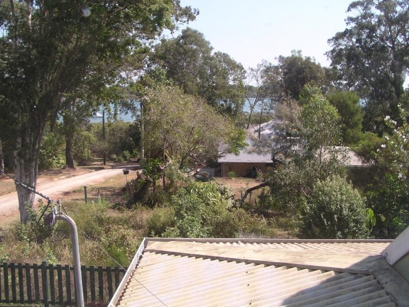 13 Michael Avenue, Lamb Island QLD 4184