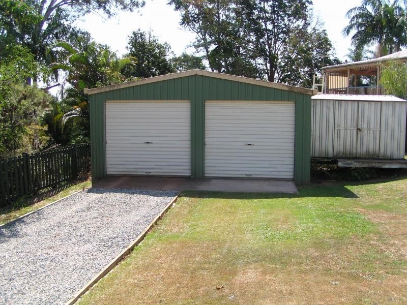 13 Michael Avenue, Lamb Island QLD 4184