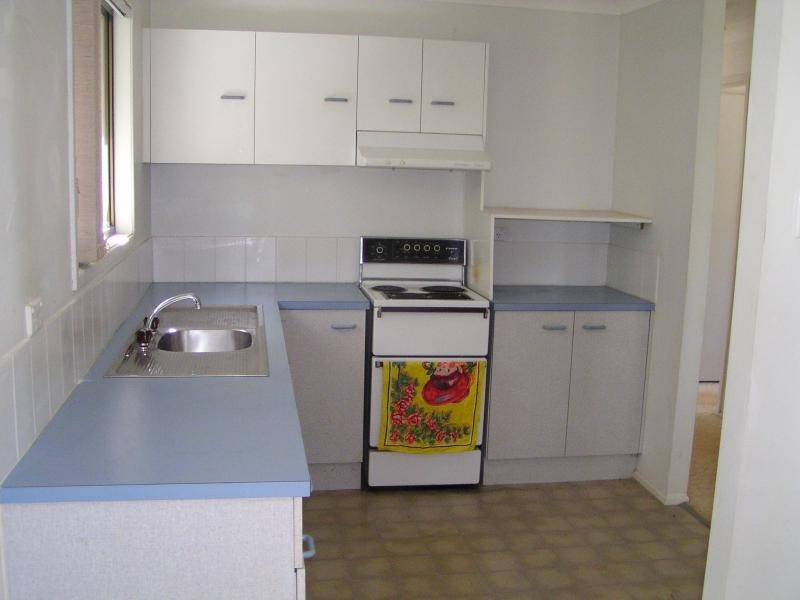 11 Paula Parade, Lamb Island QLD 4184