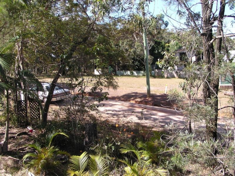 11 Paula Parade, Lamb Island QLD 4184