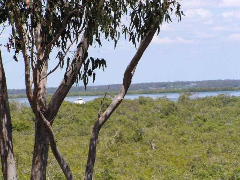54 Treasure Island Avenue, Karragarra Island QLD 4184