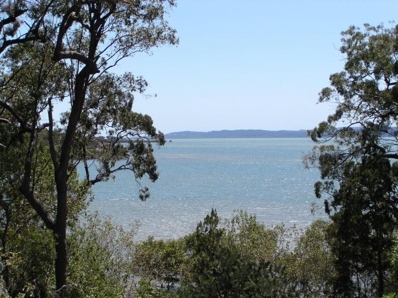 2 Zelma Court, Macleay Island QLD 4184
