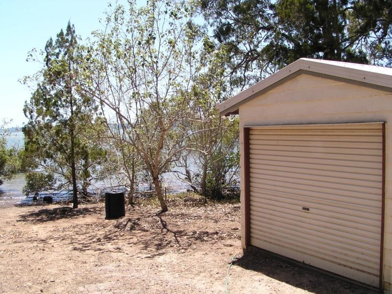 2 Zelma Court, Macleay Island QLD 4184