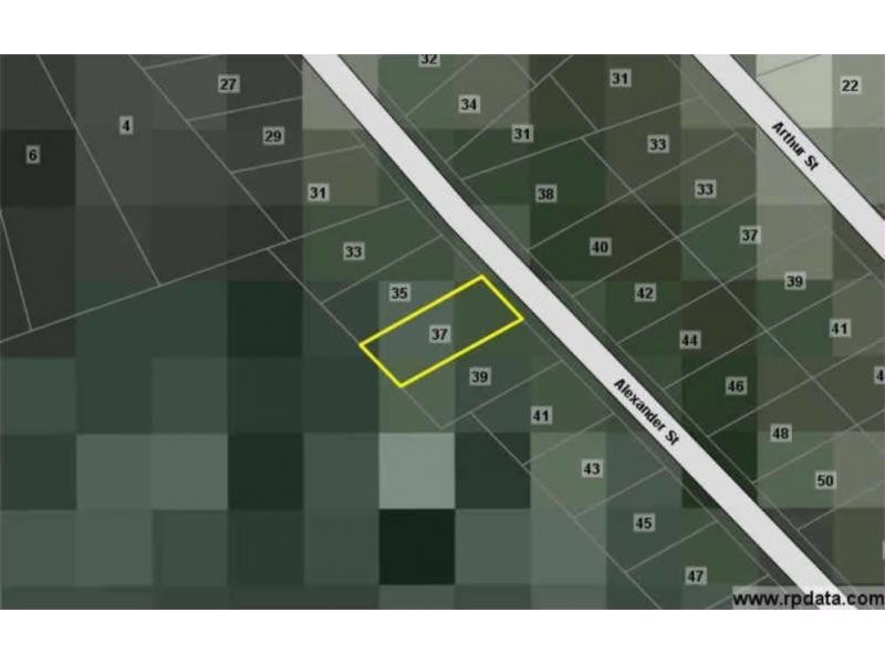 37 Alexander Street, Macleay Island QLD 4184