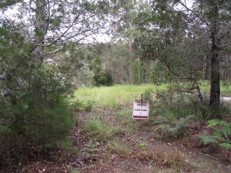 37 Alexander Street, Macleay Island QLD 4184