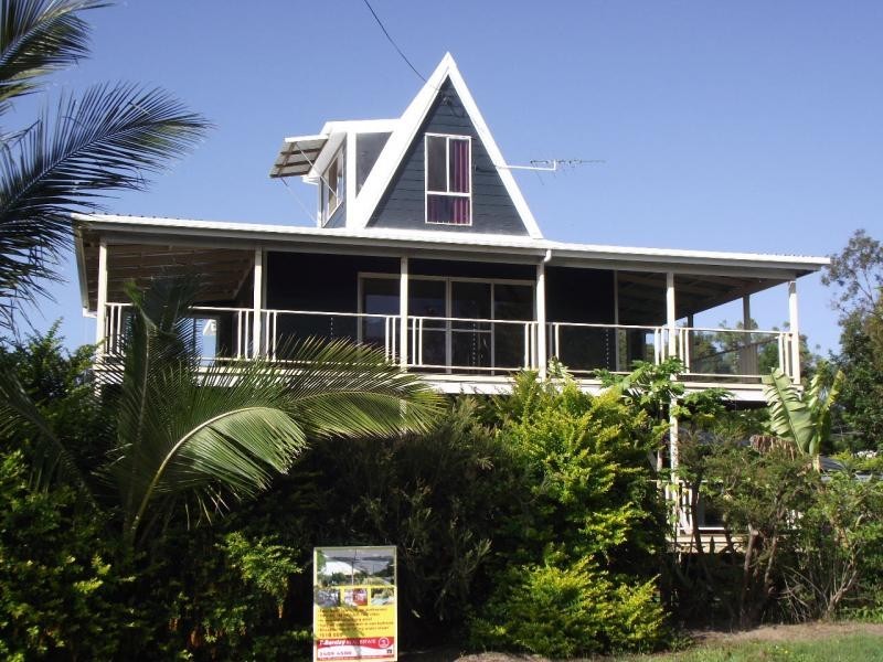 40-42 Noyes Parade, Karragarra Island QLD 4184