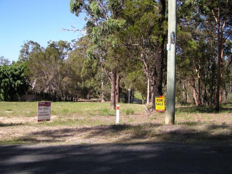 1 Wharf Street, Macleay Island QLD 4184