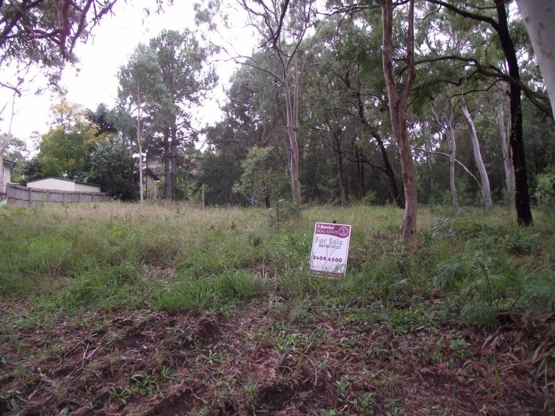 30 Alexander Street, Macleay Island QLD 4184