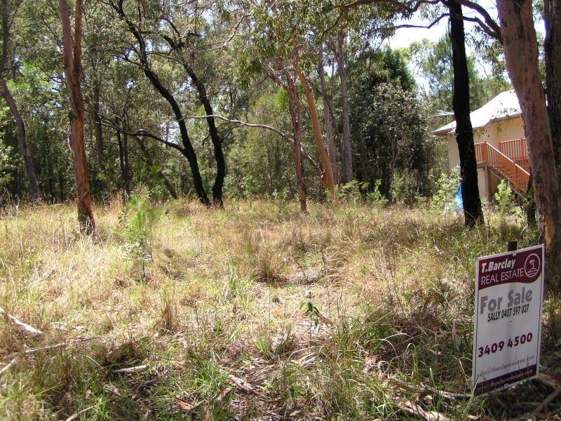 30 Alexander Street, Macleay Island QLD 4184