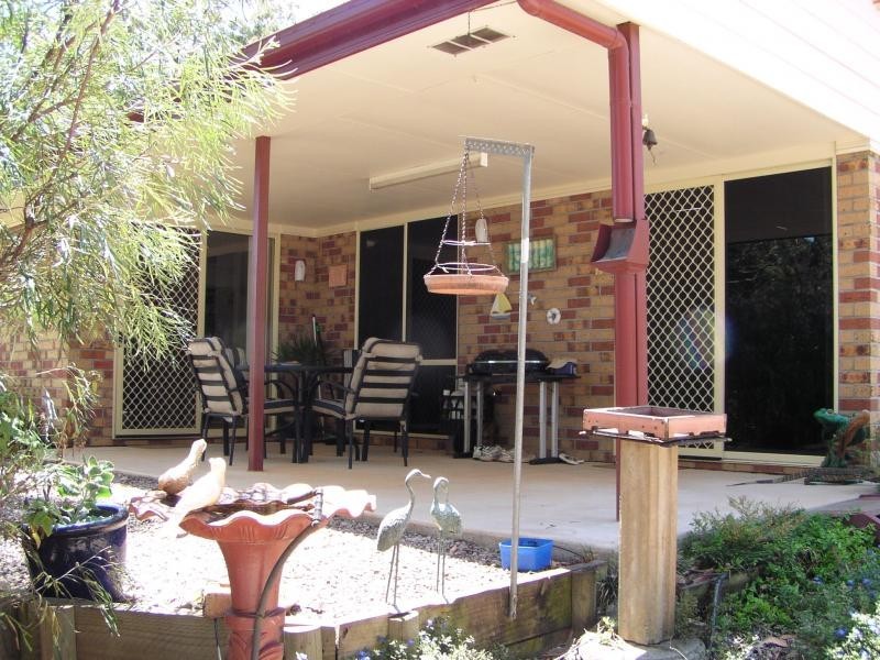 44 Calm Waters Crescent, Macleay Island QLD 4184