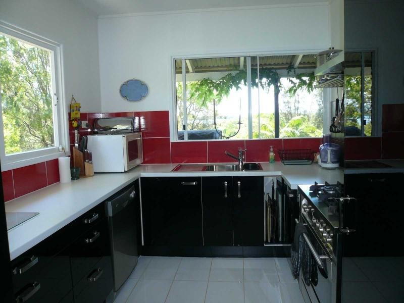 64 Charles Terrace, Macleay Island QLD 4184