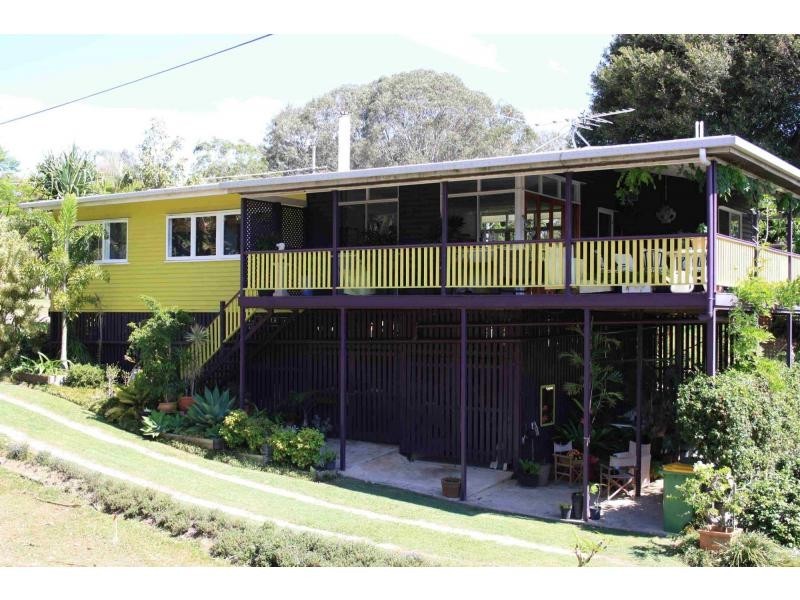 64 Charles Terrace, Macleay Island QLD 4184