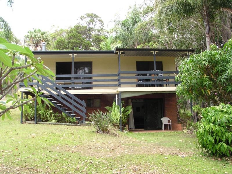 48 Coondooroopa Drive, Macleay Island QLD 4184