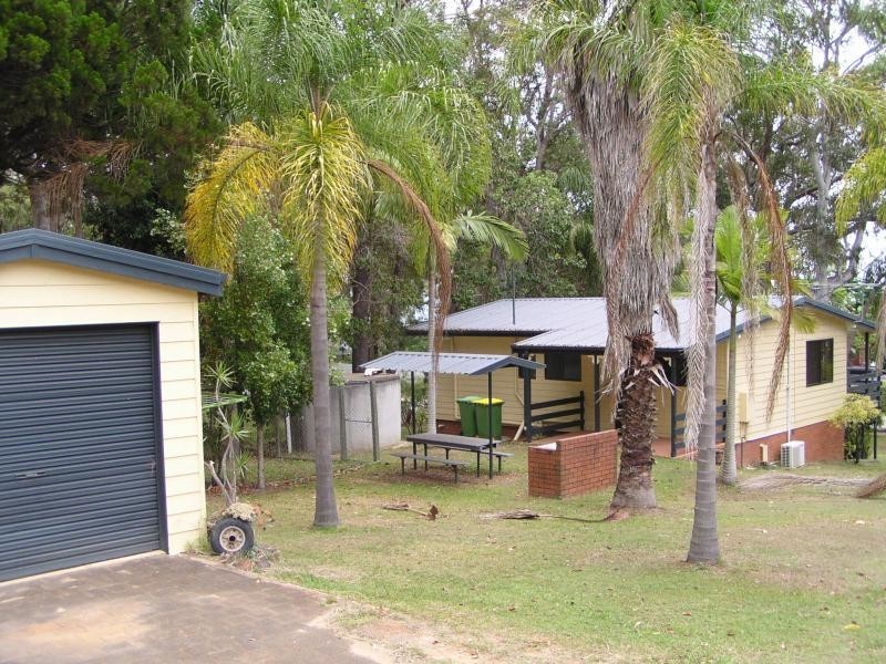 48 Coondooroopa Drive, Macleay Island QLD 4184