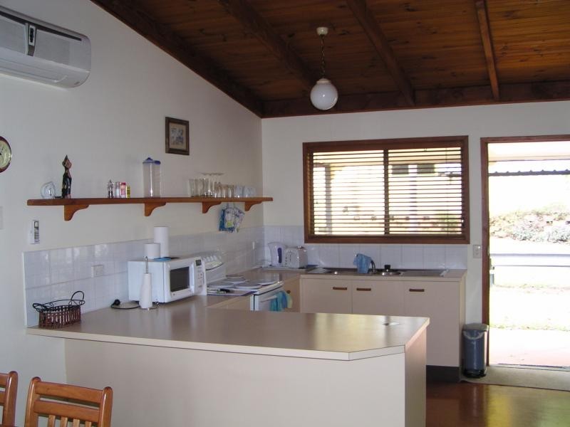 48 Coondooroopa Drive, Macleay Island QLD 4184