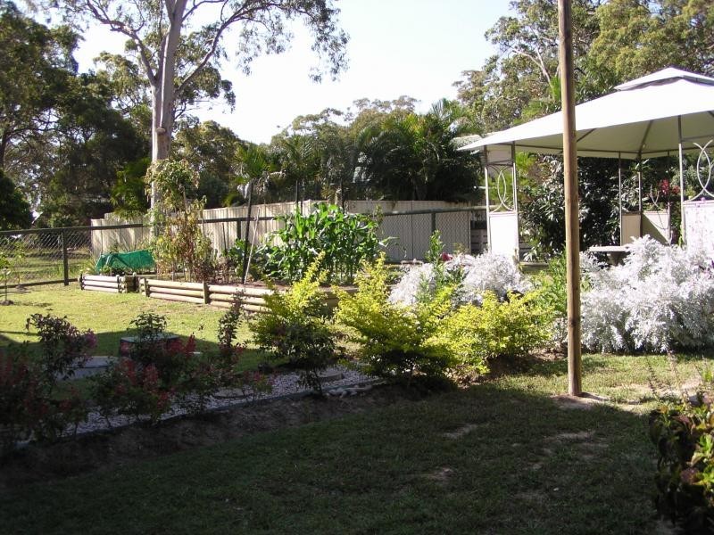 9 Kalara Street, Macleay Island QLD 4184