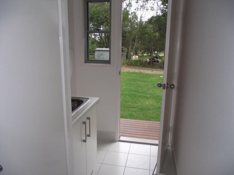 22 Cathy Street, Macleay Island QLD 4184