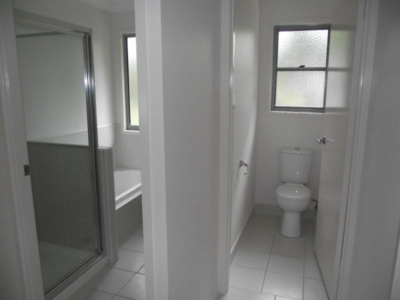 22 Cathy Street, Macleay Island QLD 4184