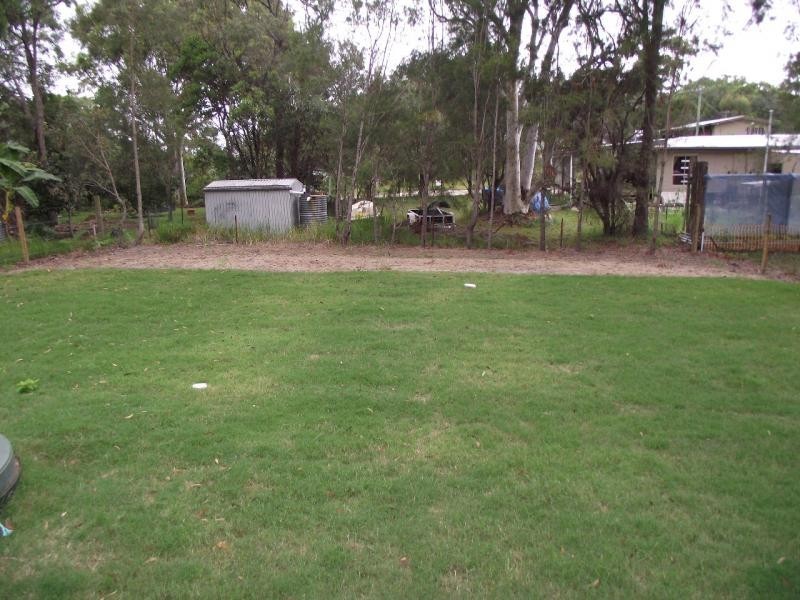 22 Cathy Street, Macleay Island QLD 4184