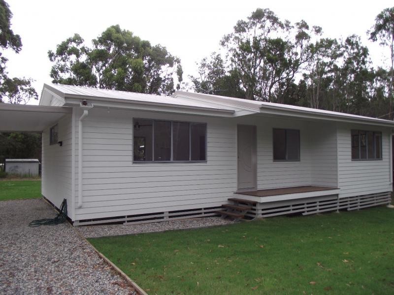 22 Cathy Street, Macleay Island QLD 4184