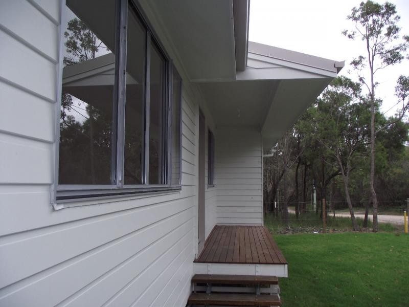 22 Cathy Street, Macleay Island QLD 4184