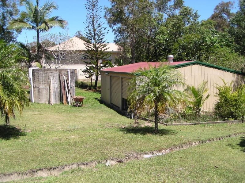8 Florence Street, Macleay Island QLD 4184