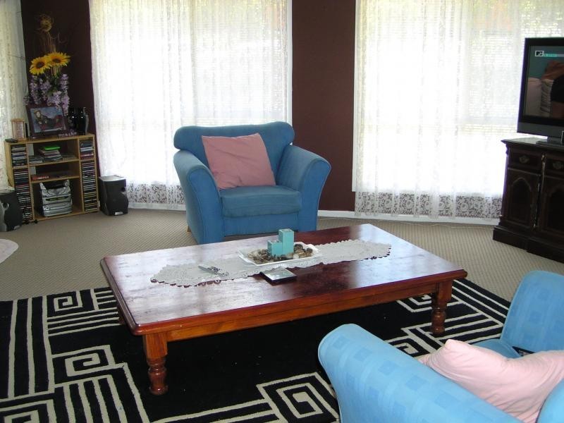 8 Florence Street, Macleay Island QLD 4184