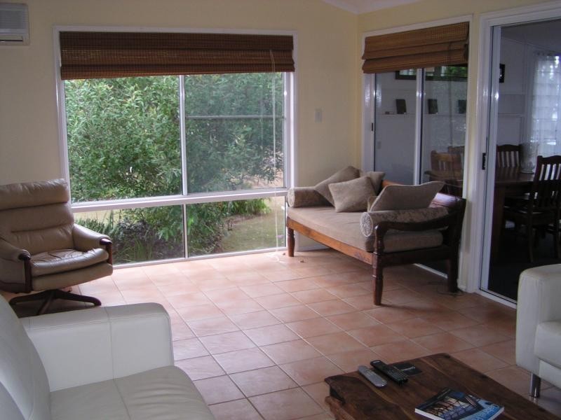 7 Bertram Road, Karragarra Island QLD 4184