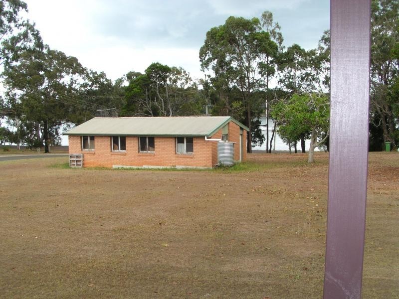 7 Bertram Road, Karragarra Island QLD 4184