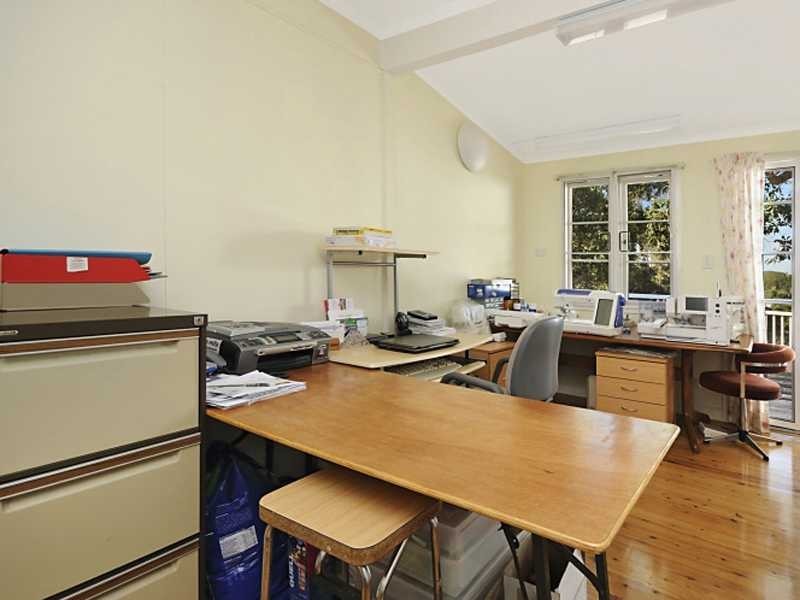 12 Pine Avenue, Lamb Island QLD 4184