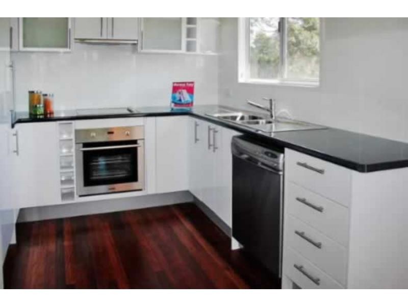 75 Scotts Road, Macleay Island QLD 4184