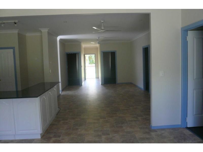 9 Citron Street, Macleay Island QLD 4184