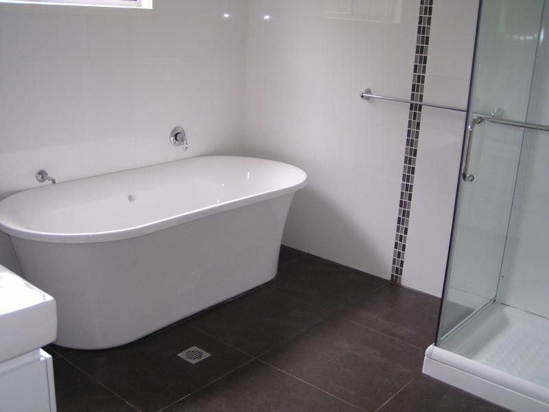 141 High Central Road, Macleay Island QLD 4184