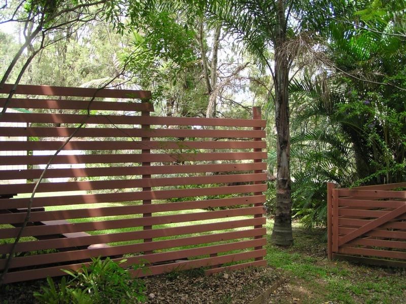 2 Wirralee Street, Macleay Island QLD 4184