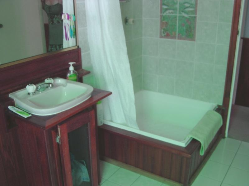 2 Wirralee Street, Macleay Island QLD 4184