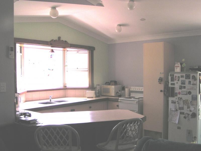 2 Wirralee Street, Macleay Island QLD 4184